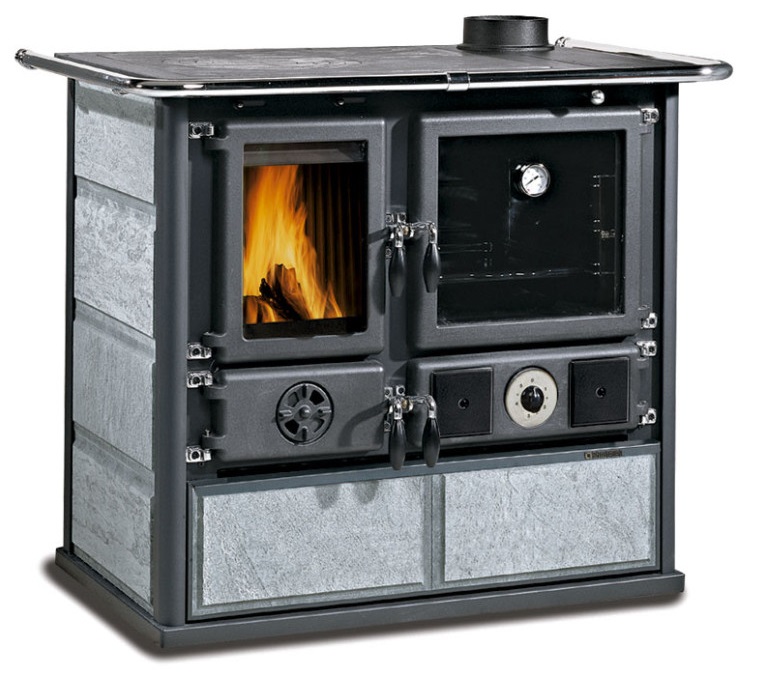 Sporáky s teplovodním výměníkem